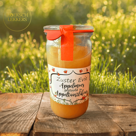 Appelmoes gestoofd in Appeltaartlikeur
